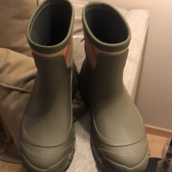 Burberry flash $500 - Picture 2 of 9